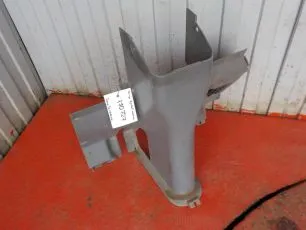 504017677 IVECO Кожух рулевой колонки
