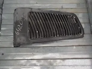 9408300466 MERCEDES Решетка воздухозаборника
