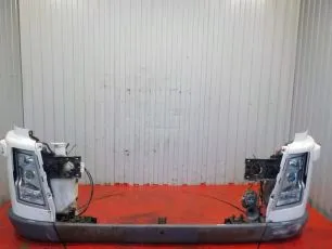 Бампер передний VOLVO