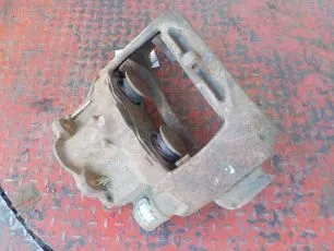 24204401 MERCEDES Суппорт левый