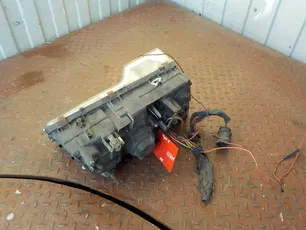 21001668 VOLVO Фара правая