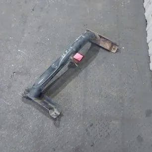 81615405076 MAN Кронштейн подножки