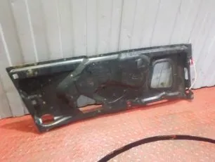 9737201714 MERCEDES Кронштейн стеклоподъемника левый