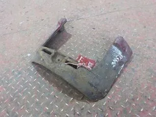 85109884 VOLVO Скоба суппорта заднего
