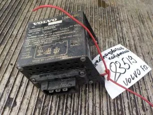 1082460 VOLVO Преобразователь напряжения