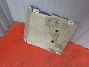 9304923430 MERCEDES Защита глушителя