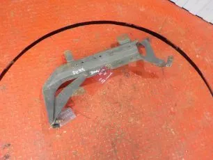 9705230415 MERCEDES Кронштейн крыла переднего