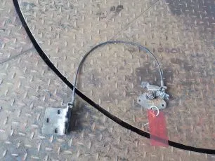 1362869 DAF Замок капота