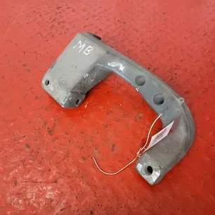 9408850131 MERCEDES Кронштейн бампера левый