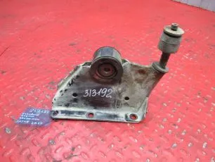 1629581 VOLVO Кронштейн кабины передний