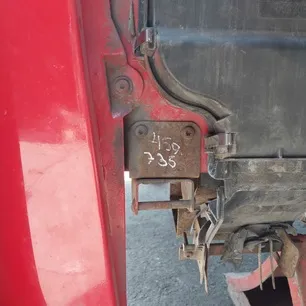 1425004 DAF Ответная часть замка капота
