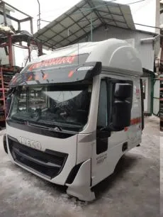 Кабина IVECO AT
