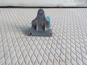 9416660126 MERCEDES Кронштейн подножки