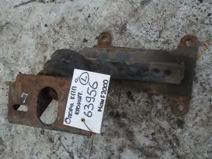 81415065461 MAN Опора КПП
