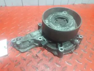 20921951 VOLVO Насос водяной