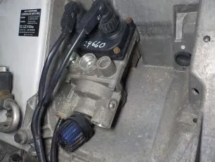 34318606 MERCEDES Кран главный тормозной