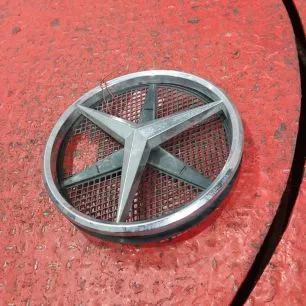 9418170116 MERCEDES Эмблема