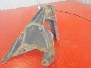 7420896940 RENAULT Кронштейн усилителя бампера левый