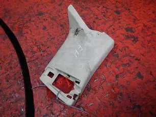 82869573 VOLVO Накладка стойки