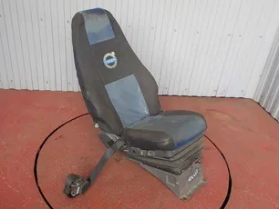 20591486 VOLVO Сиденье правое