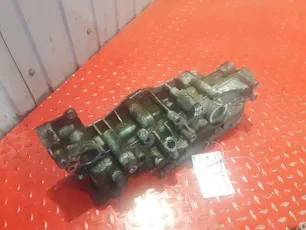 21394576 VOLVO Кронштейн масляного фильтра