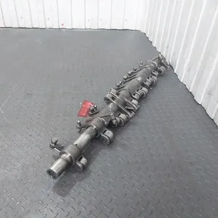 1547077 VOLVO Рокерный вал