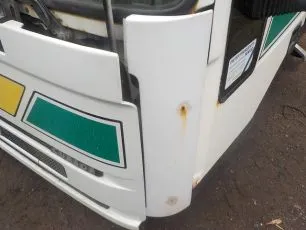 99437724 IVECO Дефлектор кабины левый