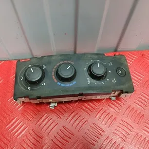 5001867489 RENAULT Блок управления отопителя