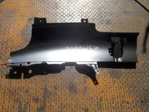 M3140602 MARSHALL Угол кабины левый