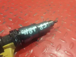 21569191 VOLVO Форсунка топливная