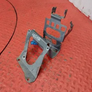 21733761 VOLVO Кронштейн бака мочевины