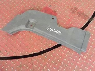 20593794 VOLVO Накладка стойки