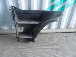 3175927 VOLVO Корпус подножки верхний левый