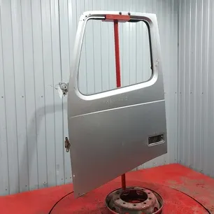 20360542 VOLVO Дверь левая