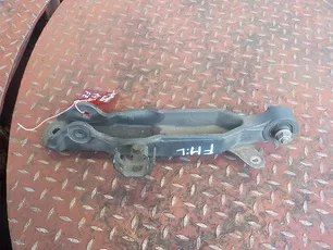 20593768 VOLVO Кронштейн замка кабины