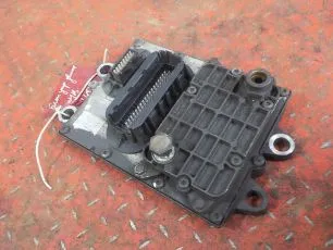 64463640 MERCEDES Блок управления двигателем