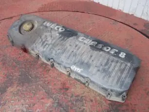 500354345 IVECO Клапанная крышка