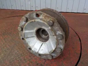 85107751 VOLVO Ступица передняя