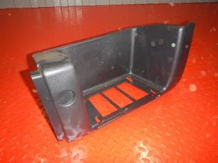 ME8141003 MEGATRUCK Корпус подножки нижний левый