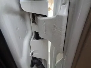 9607220244 MERCEDES Петля двери верхняя правая
