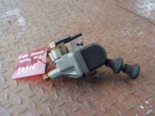 34307481 MERCEDES Кран ручного тормоза