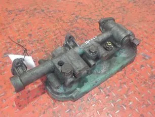 3184873 VOLVO Кронштейн масляного фильтра
