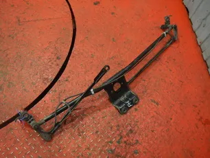 23590683 VOLVO Трапеция стеклоочистителя