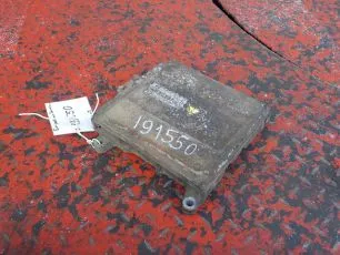 5010550351 RENAULT Блок управления двигателем