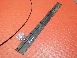 82227123 VOLVO Кронштейн бардачка