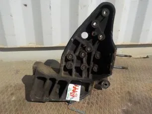 5010532966 RENAULT Кронштейн торсиона левый