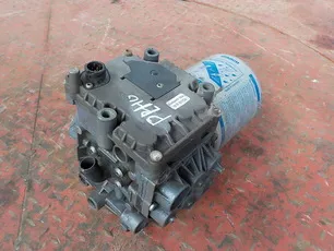 7485003347 RENAULT Осушитель