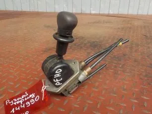 5010260130 RENAULT Кран ручного тормоза