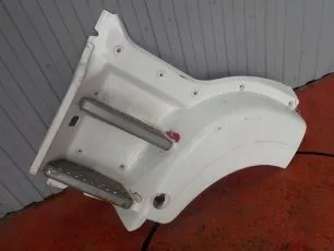 81615100757 MAN Корпус подножки верхний левый
