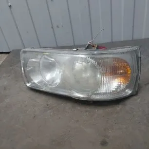 1832397 DAF Фара правая